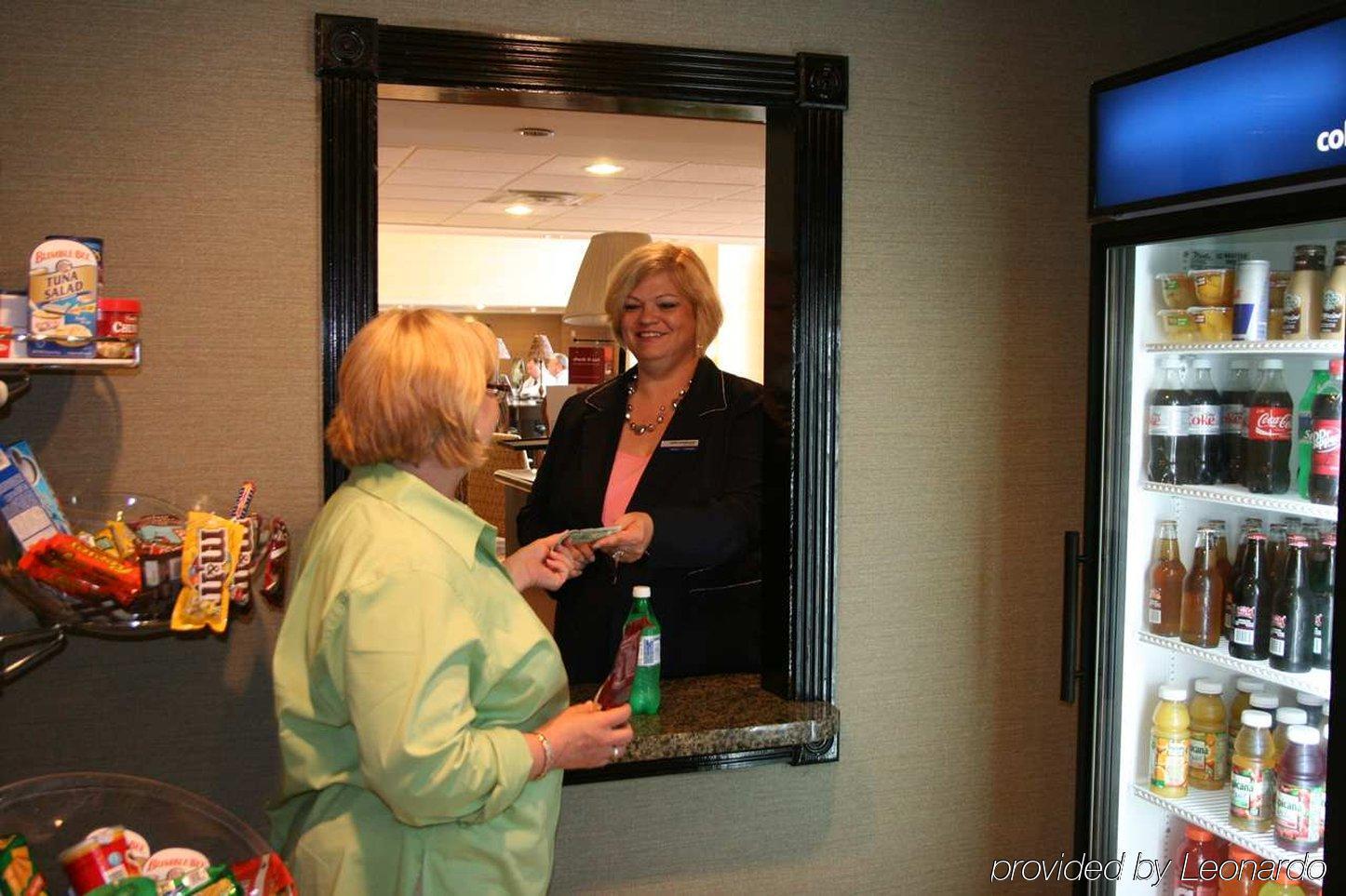 Hampton Inn & Suites Birmingham Airport Area Irondale Facilidades foto