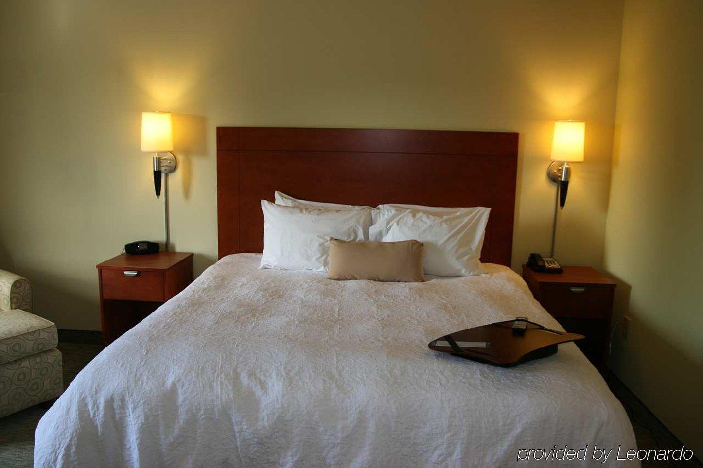 Hampton Inn & Suites Birmingham Airport Area Irondale Habitación foto