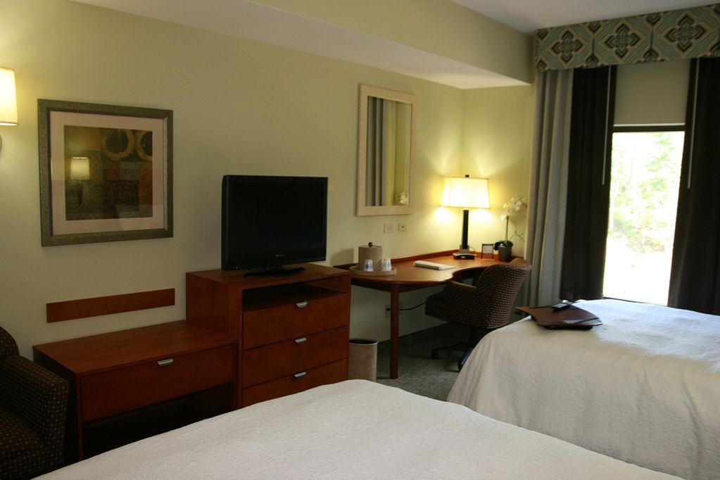 Hampton Inn & Suites Birmingham Airport Area Irondale Habitación foto
