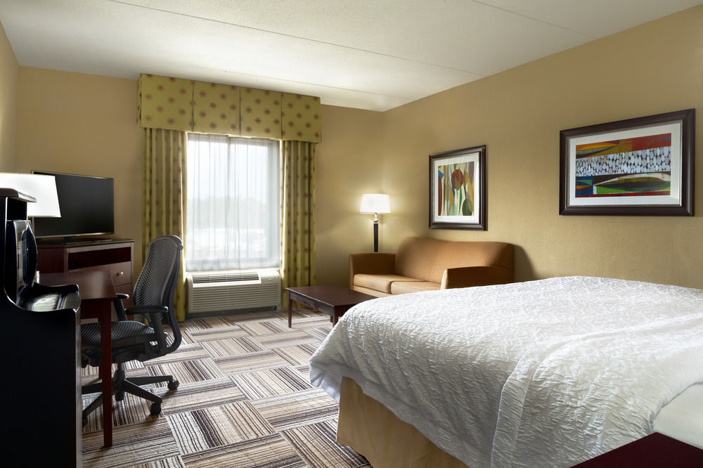 Hampton Inn & Suites Birmingham Airport Area Irondale Exterior foto