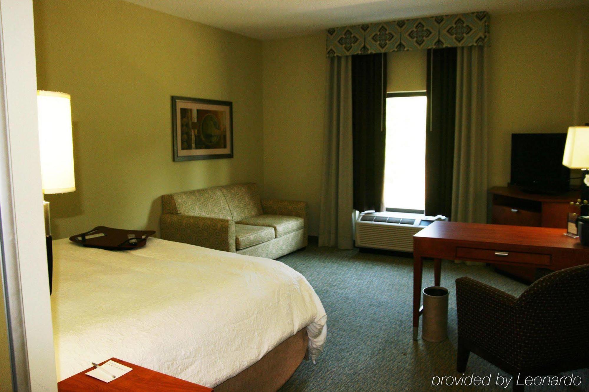 Hampton Inn & Suites Birmingham Airport Area Irondale Habitación foto